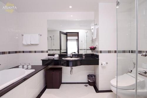 atlanta-booking-3 Atlanta Residences バスルーム