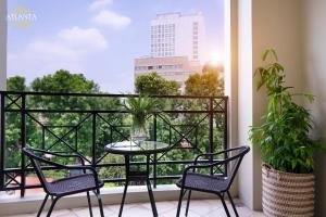atlanta-booking-6 Atlanta Residences バルコニー