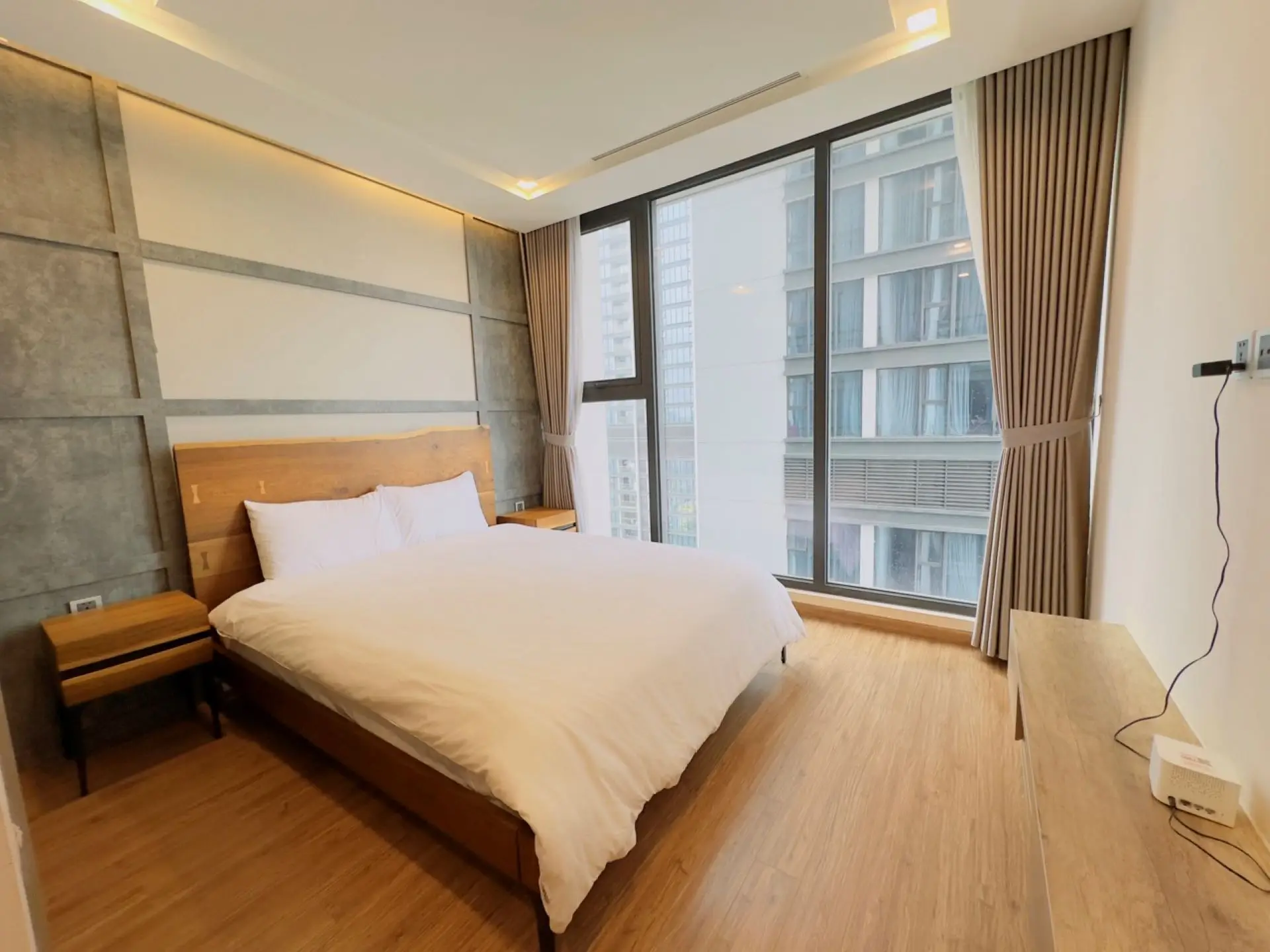 Metropolis – M1 24F- Bedroom 1