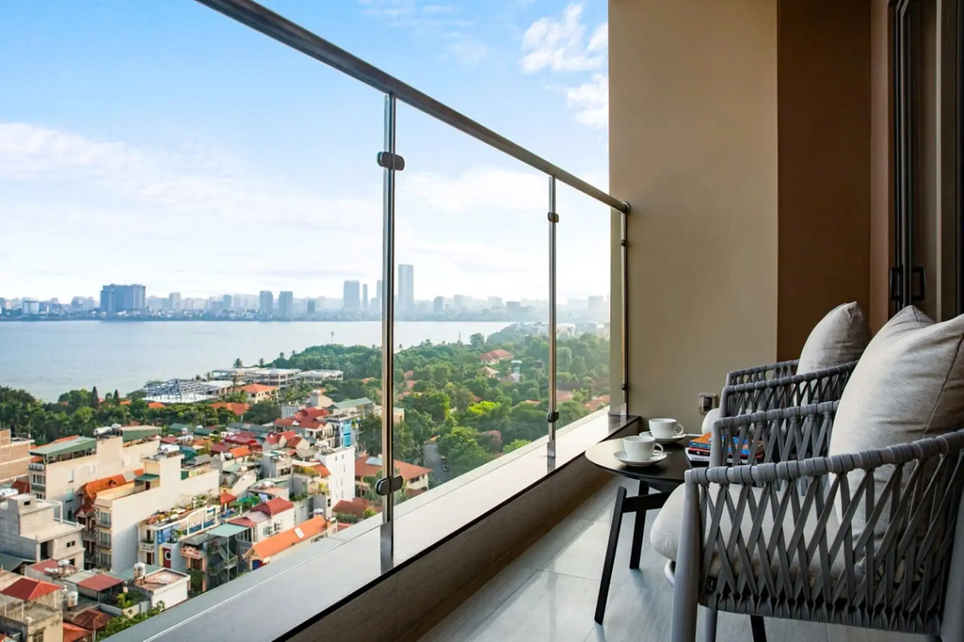 Oawood – 1Bed – balcony