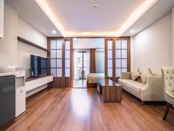 Sumitomo 6/551 Kim Ma Living Room