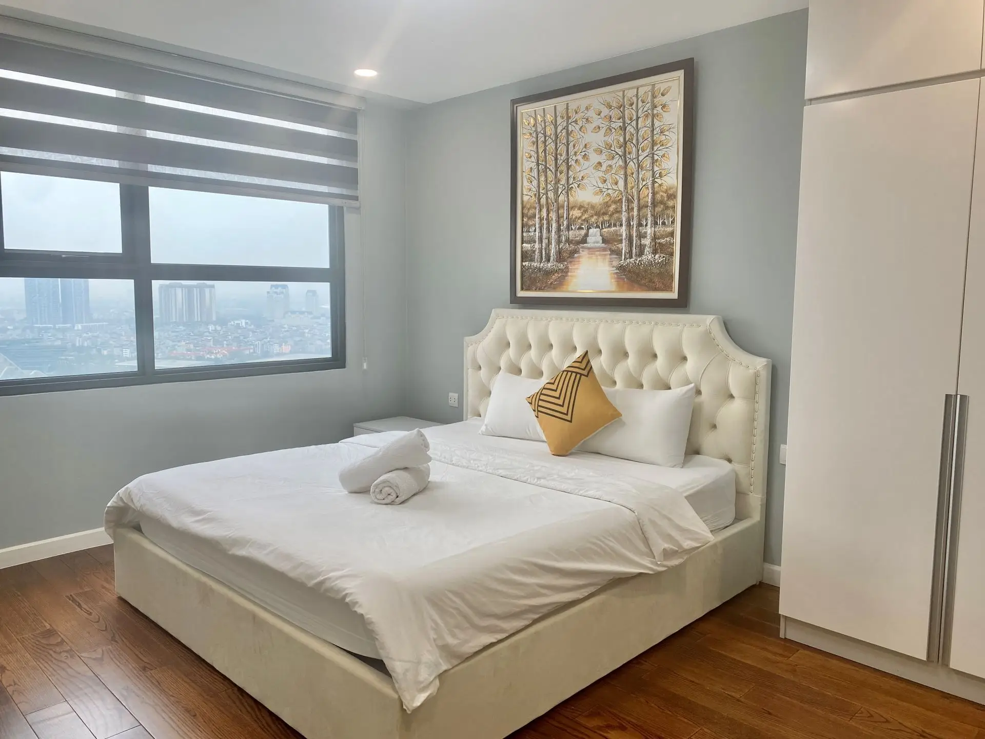 Dcapital- C6 34F – 3 Bed – Bedroom 2