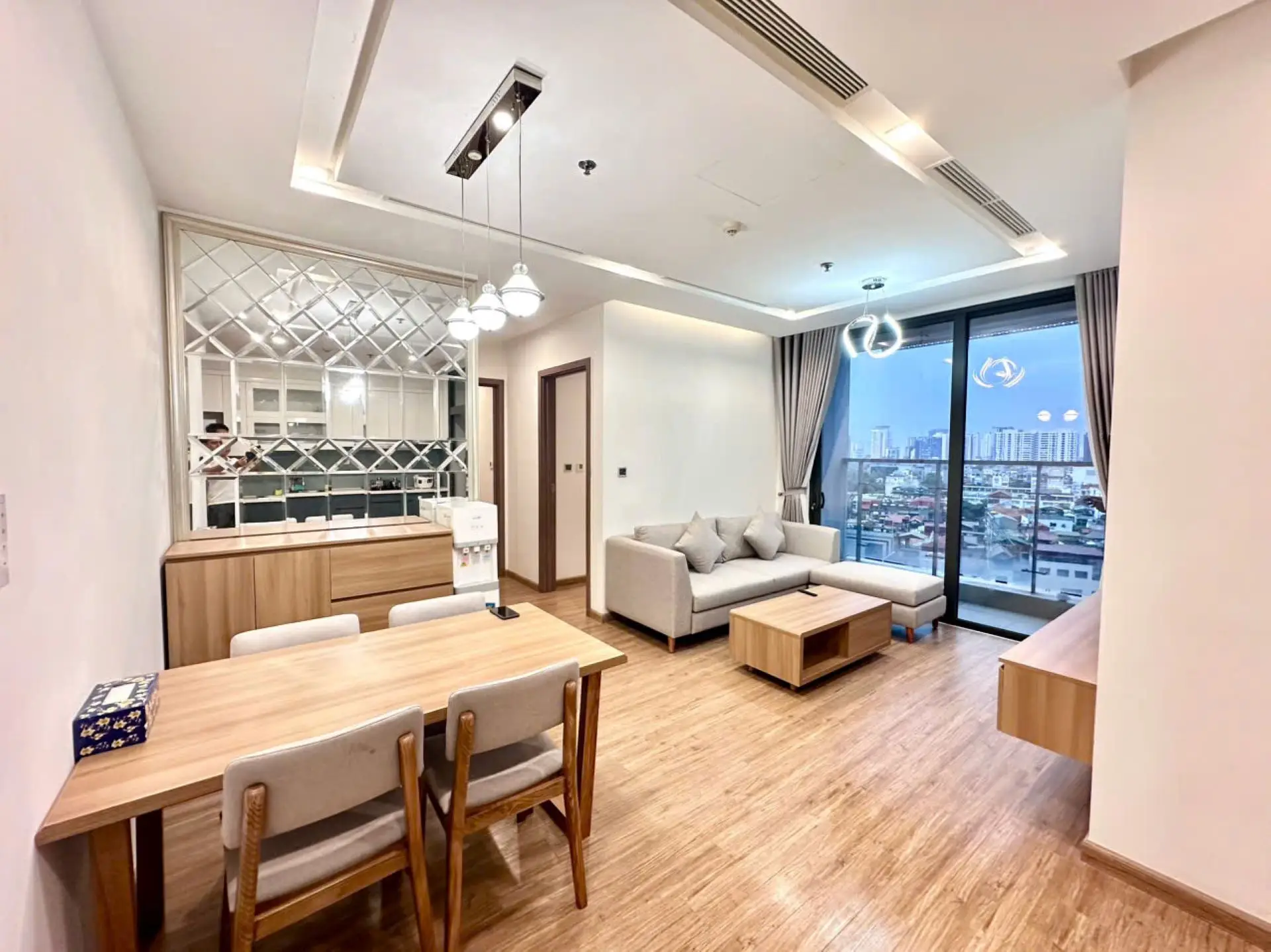 Metropolis – M2 8F- 2Bed – livingroom 3