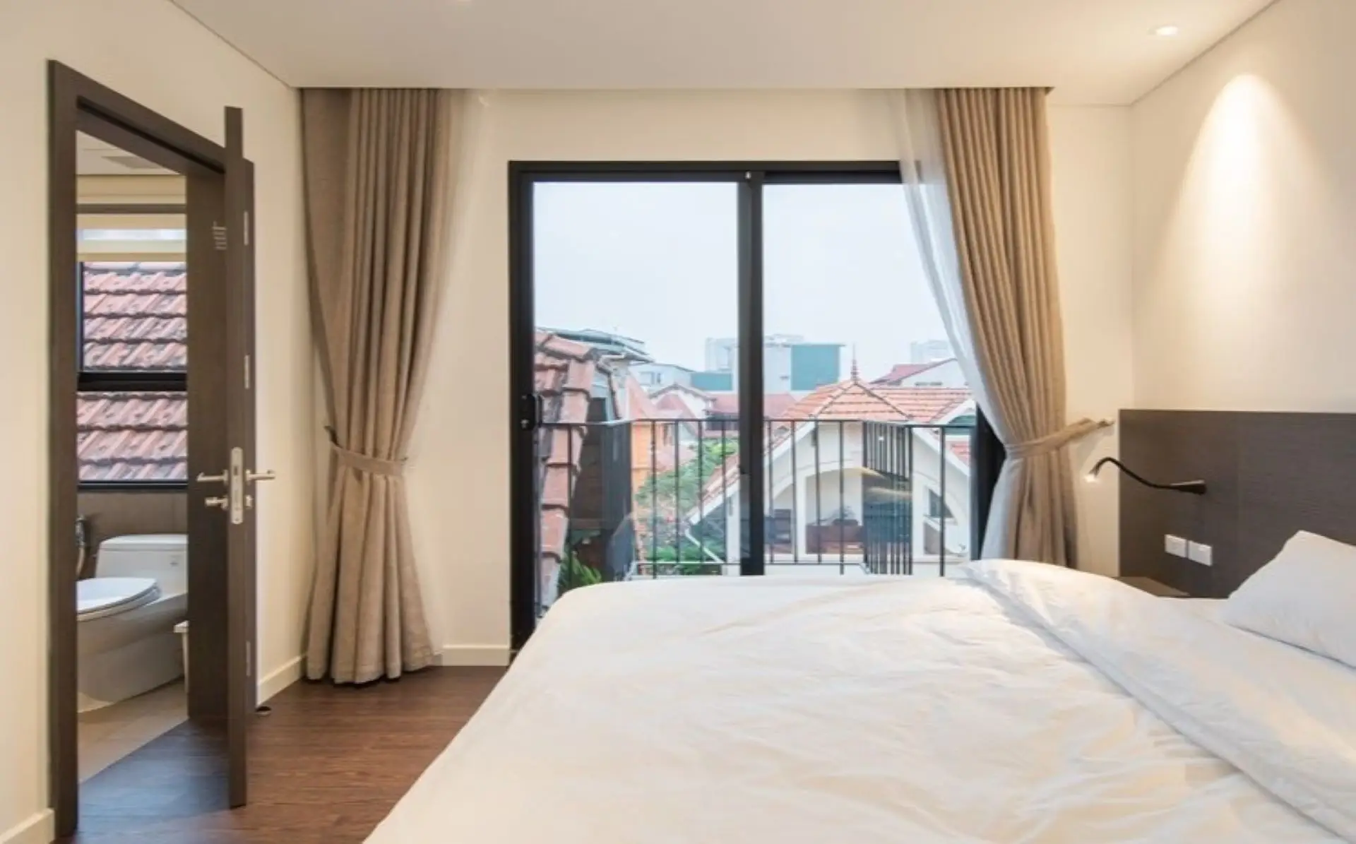 Westlake Residence 8- 4Bed- Bedroom 3