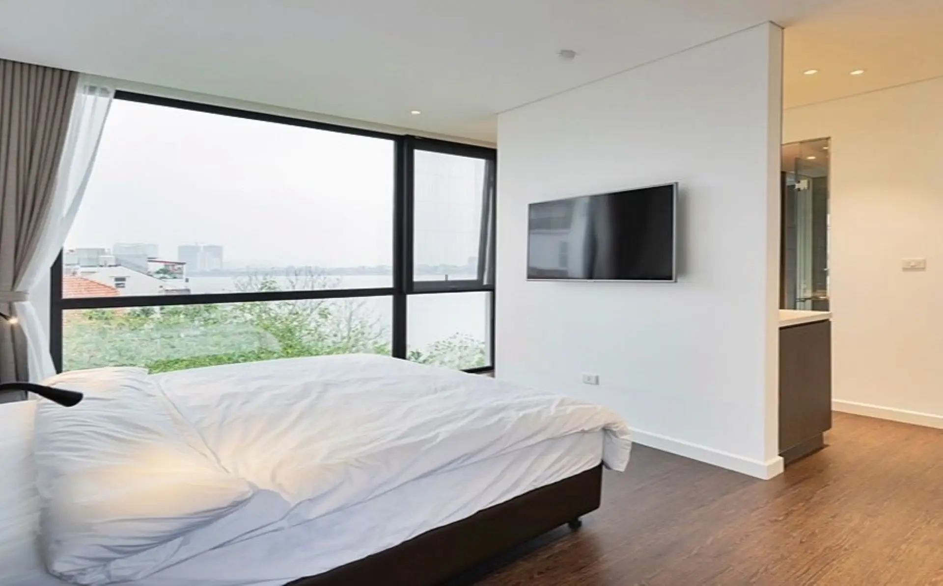 Westlake Residence 8- 4Bed- Bedroom 5