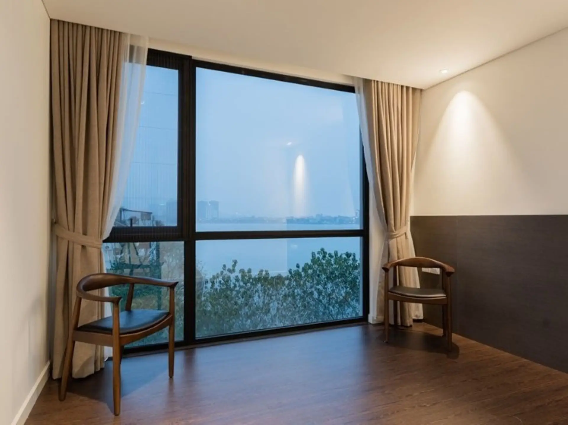 Westlake Residence 8- 4Bed- view 1