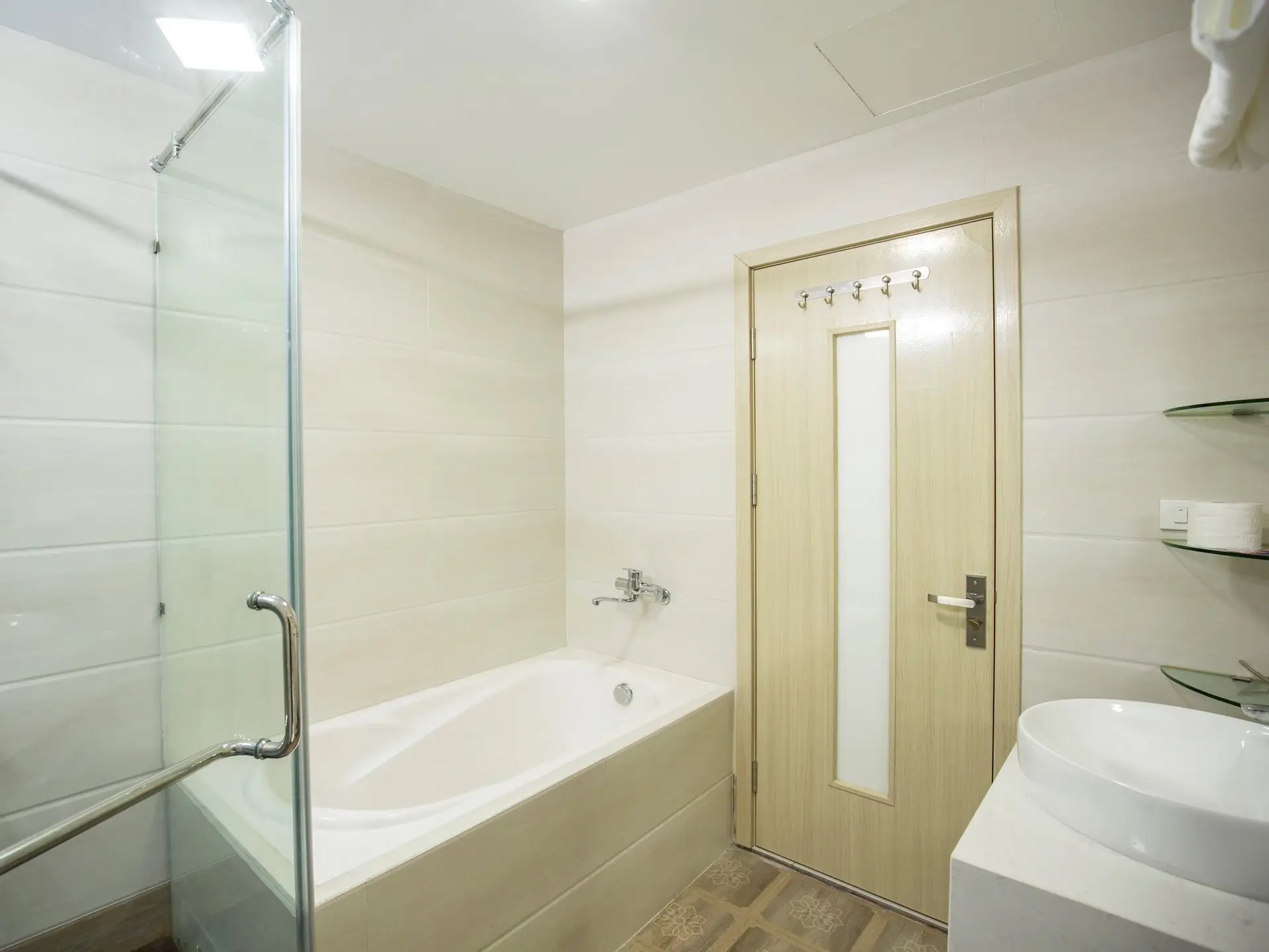 Bathtub