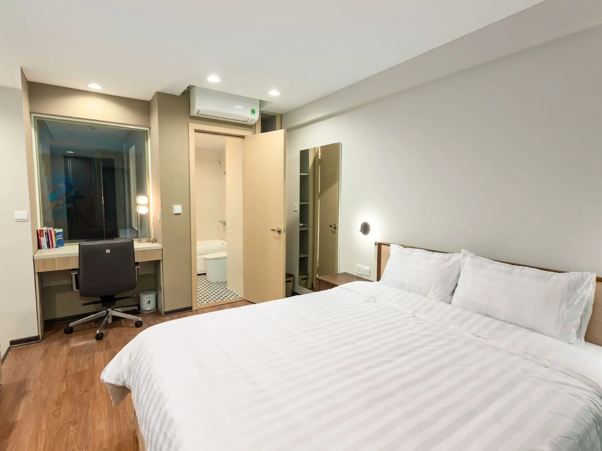 Le Home – 9B Ham Long- Duplex- Bedroom