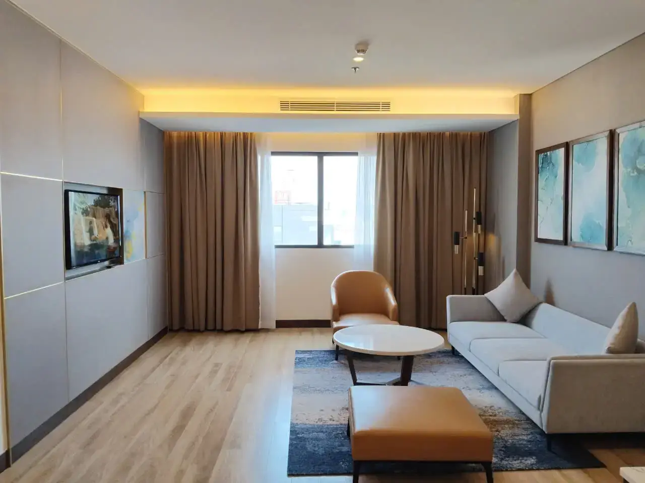 One Bedroom Suites
