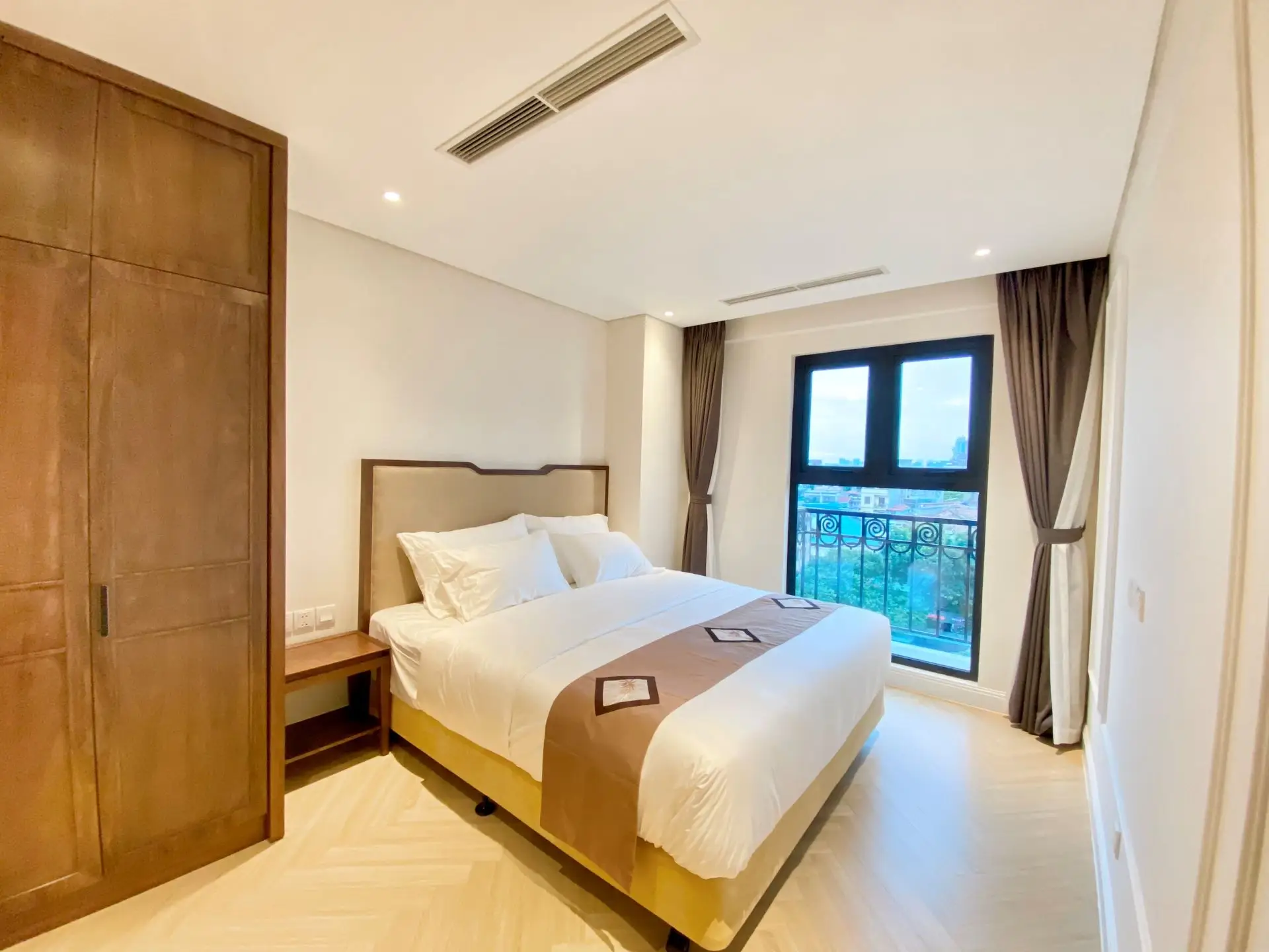 T-Place 7F – 1Bed – Bedroom 1