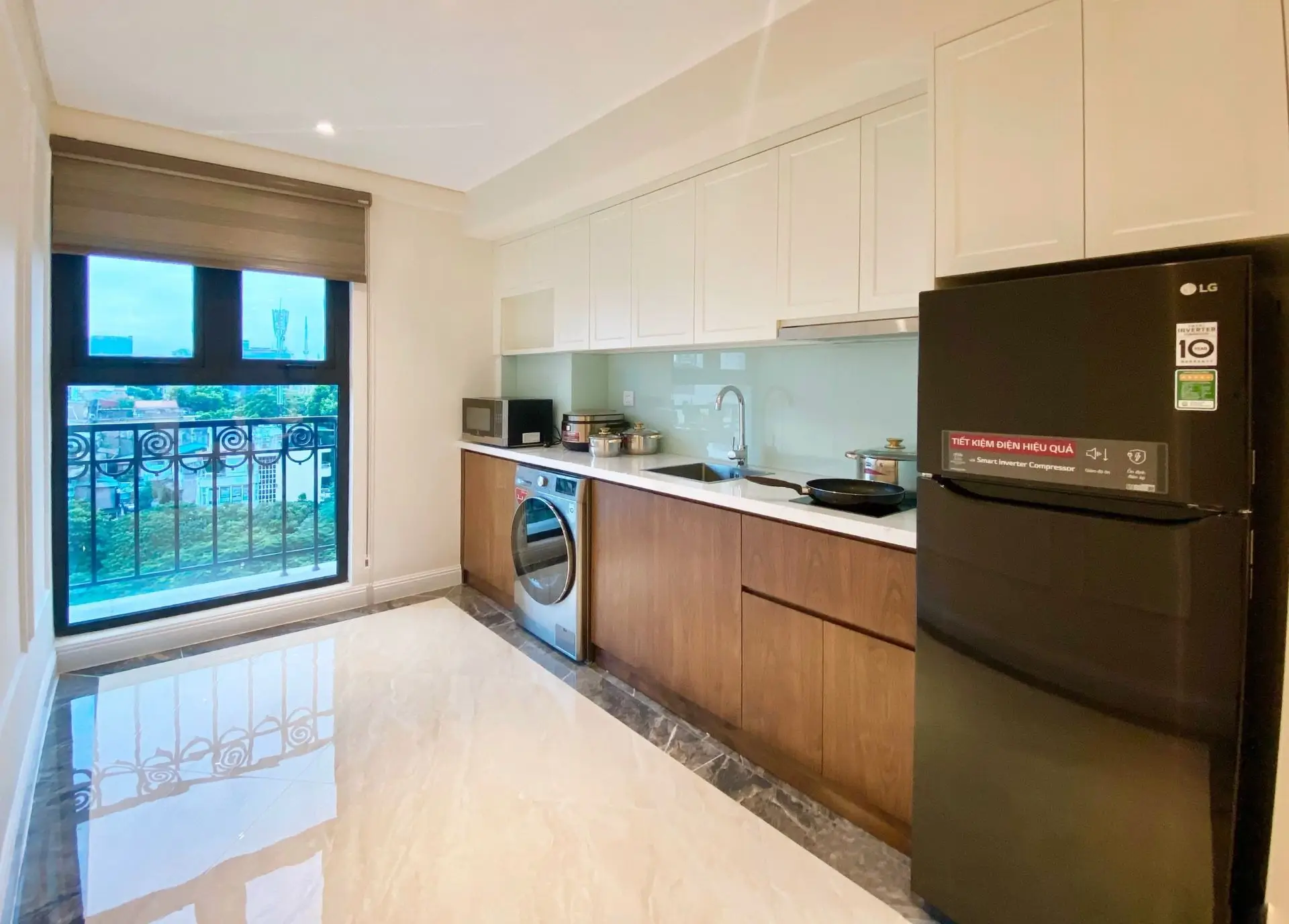 T-Place 7F – 1Bed – Kitchen