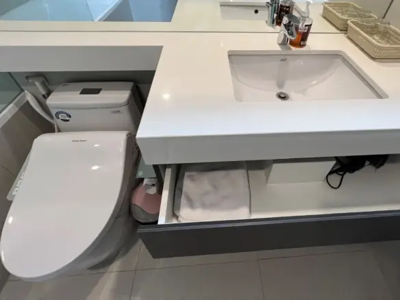 Louis Apartment