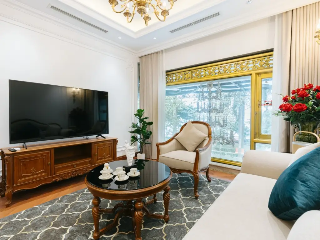 Paradise Suites｜M01・100㎡