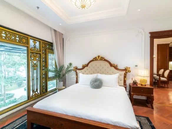 Paradise Suites