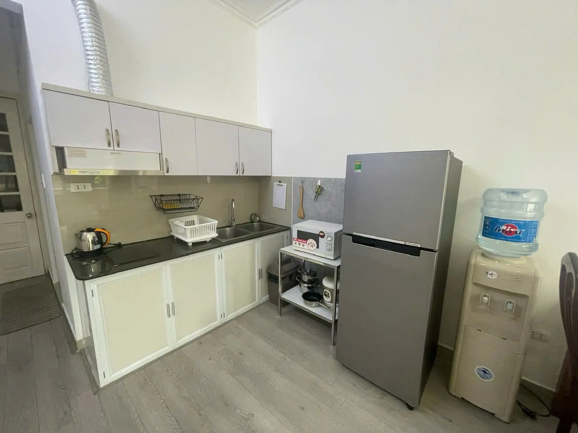Abrick House Phan Ke Binh_1bed_kitchen