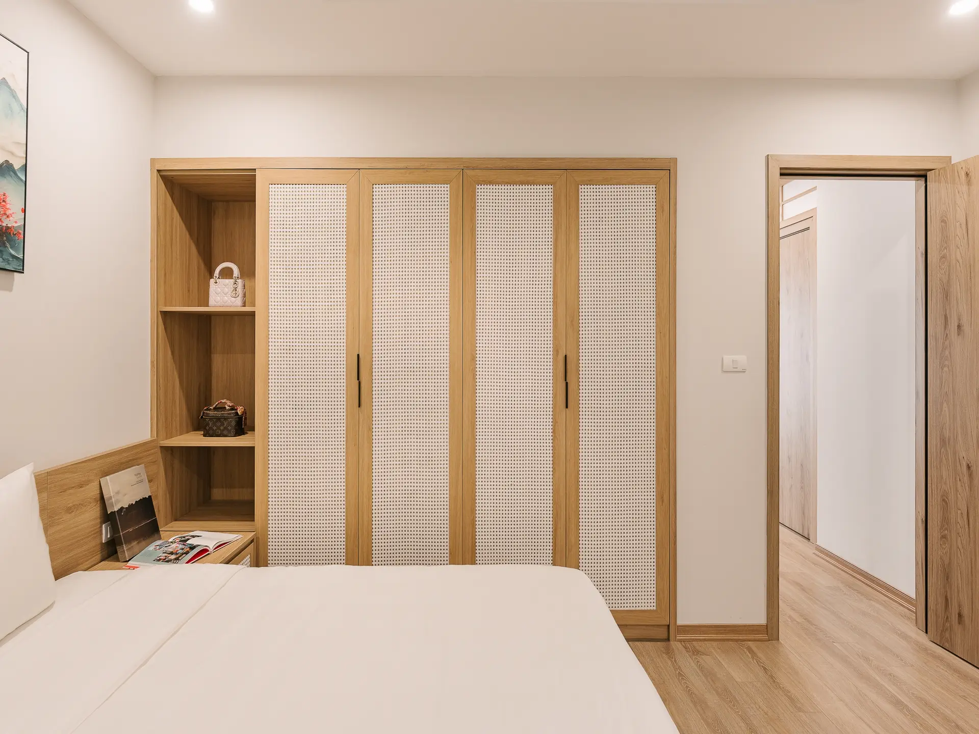 Lux Apartment Linh Lang 1 bed_bedroom (3)