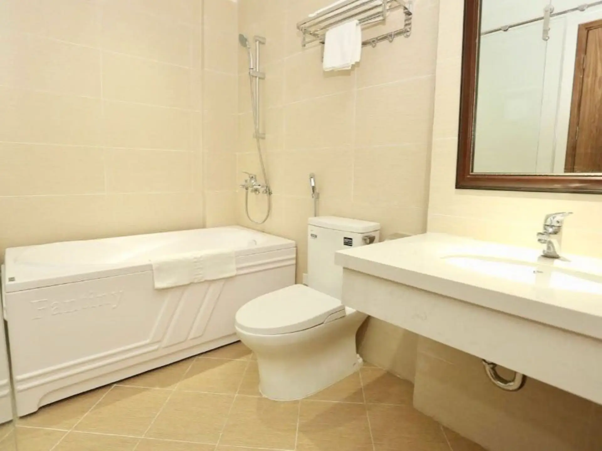 Nine Housing- 224 Buoi- 1Bed – bathroom