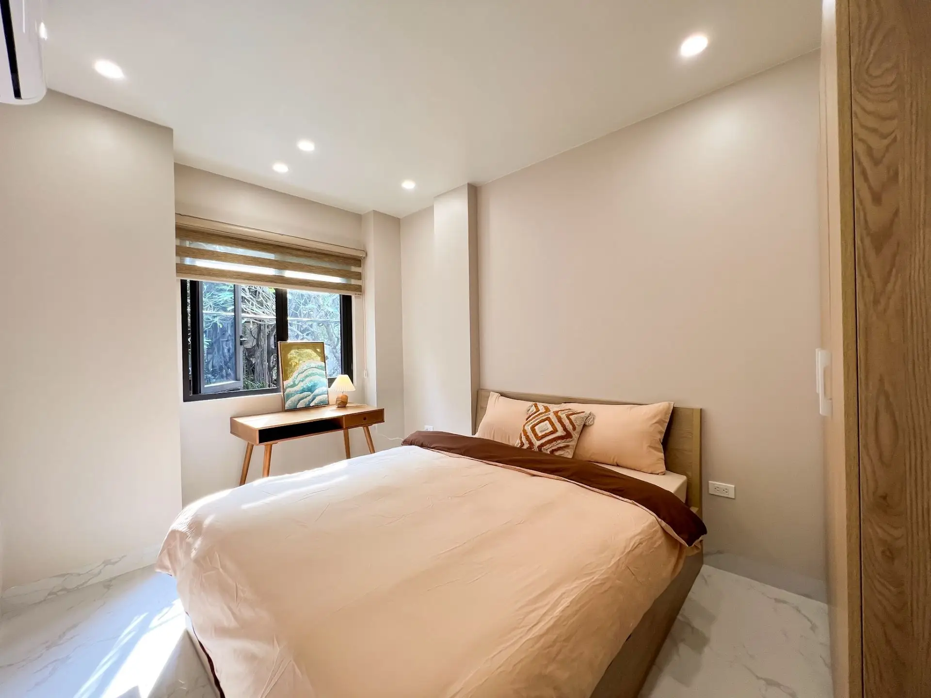 Nine Housing 279 Doi Can – 2Bed- Bedroom 1