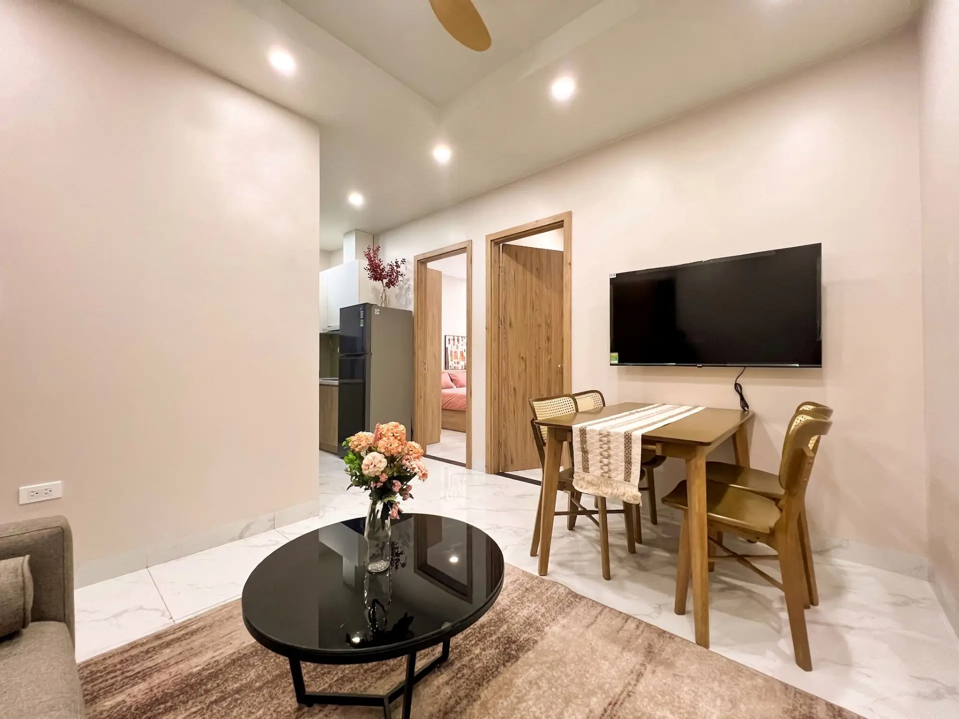 Nine Housing 279 Doi Can – 2Bed- Dining table