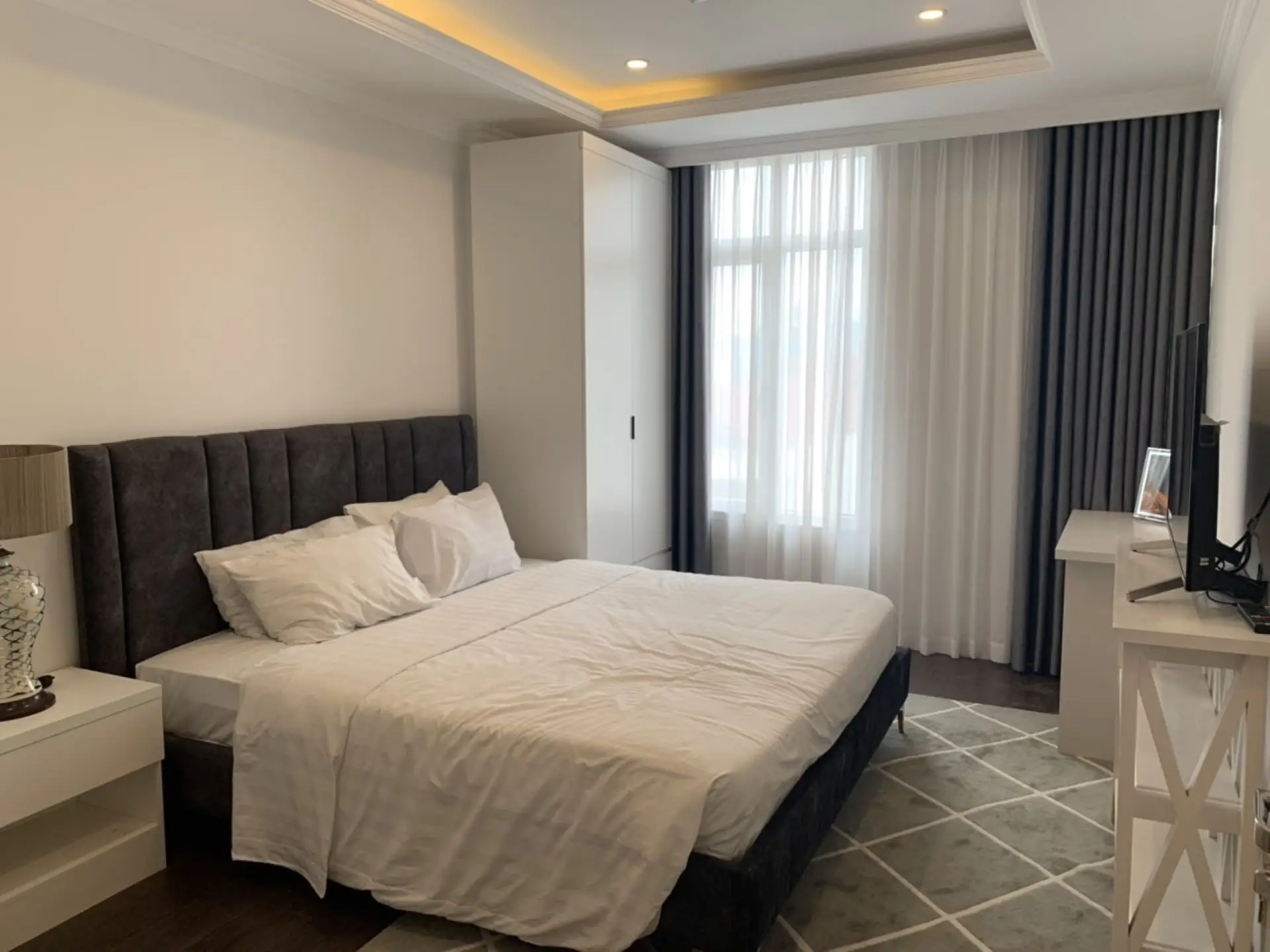 The song Apartment – 7F – 1 bed- Bedroom