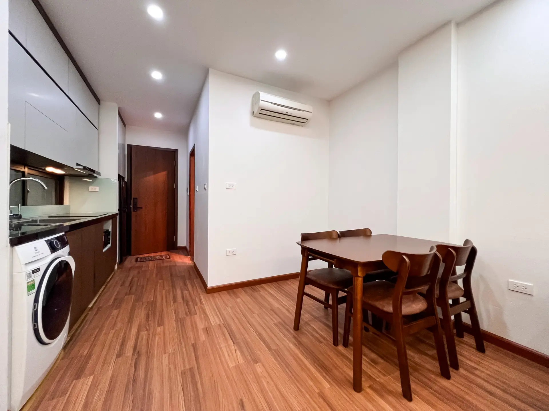 16.49 Linh Lang 1bed_diningroom