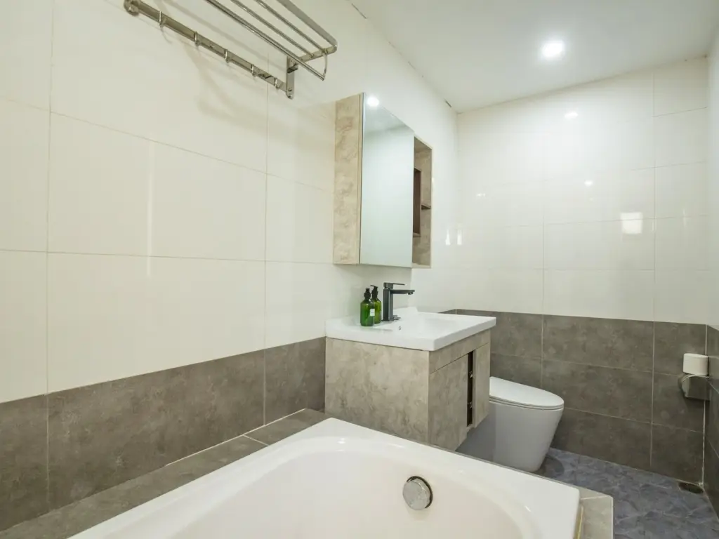 THE VALLEY 3 BED