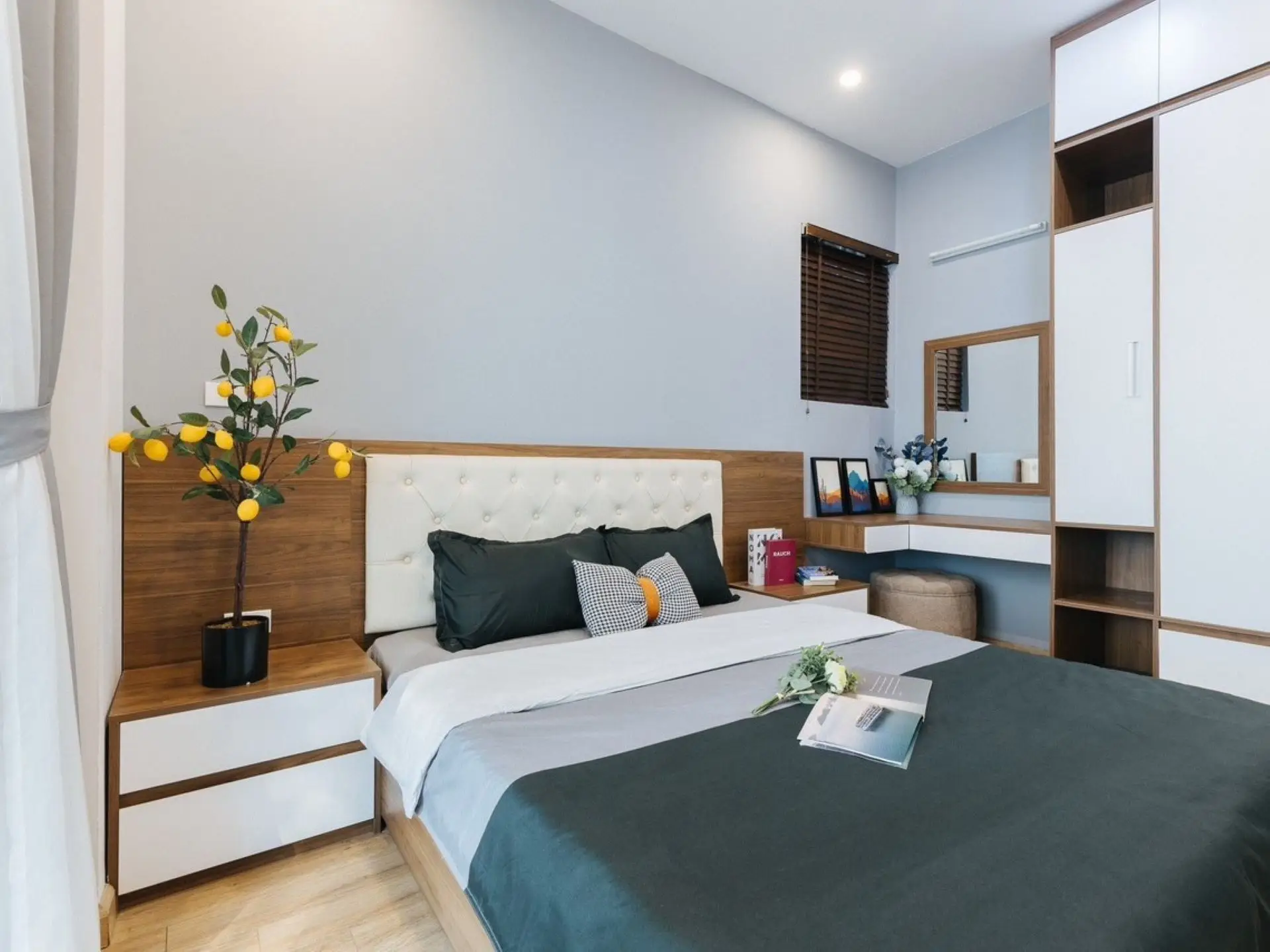 Cara Rutic – 1bed – Bedroom 1