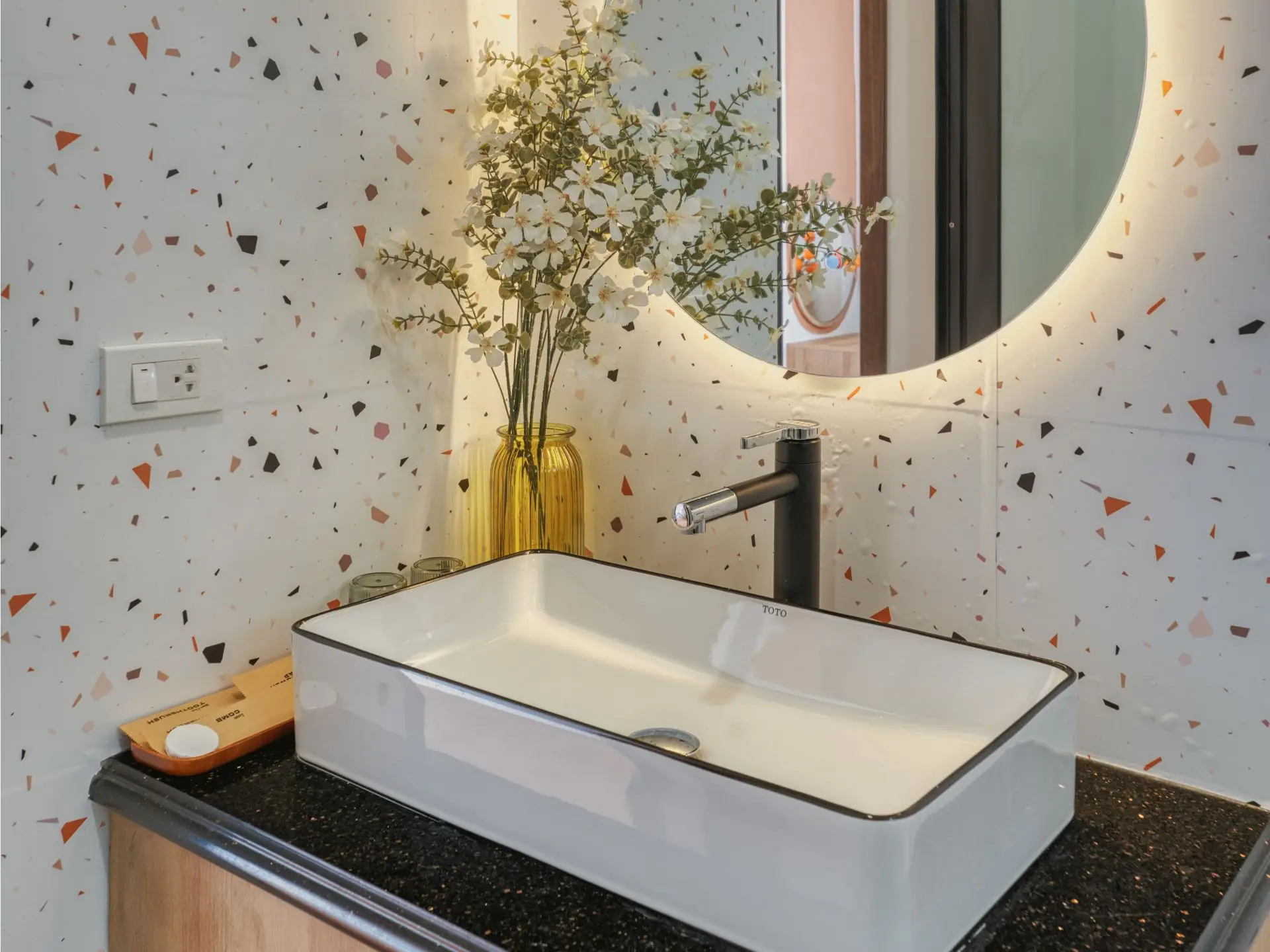 Cozy Orange – 1bed – sink