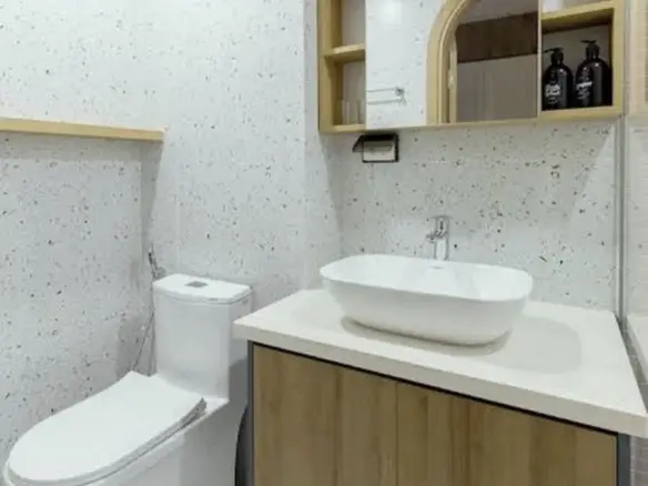 Crescendo Urban Stay Bathroom