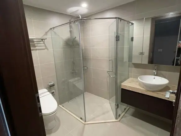 HDI Tower 18F Bathroom
