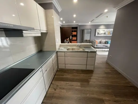 HDI Tower 18F Kitchen