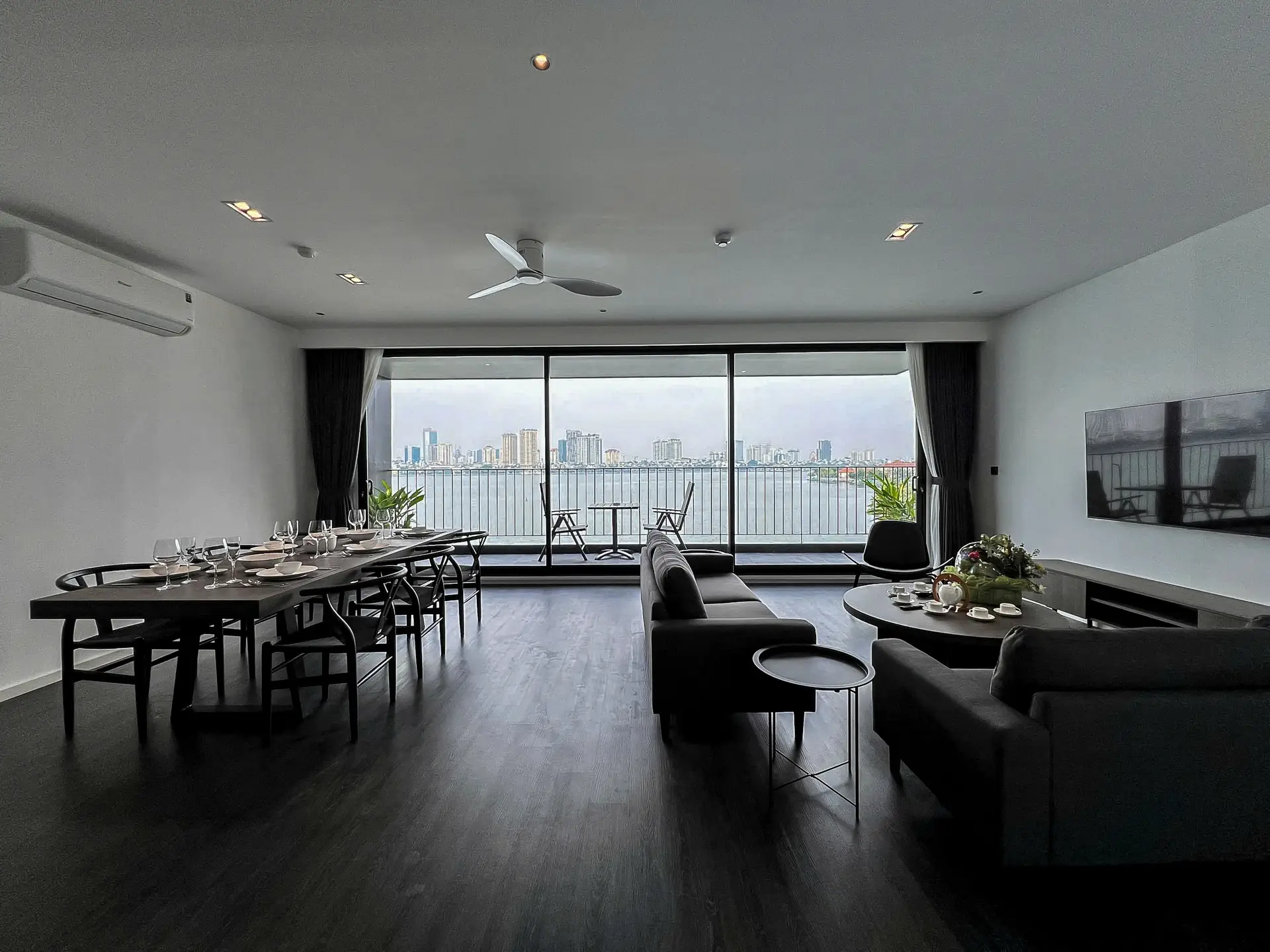 Living room view lake