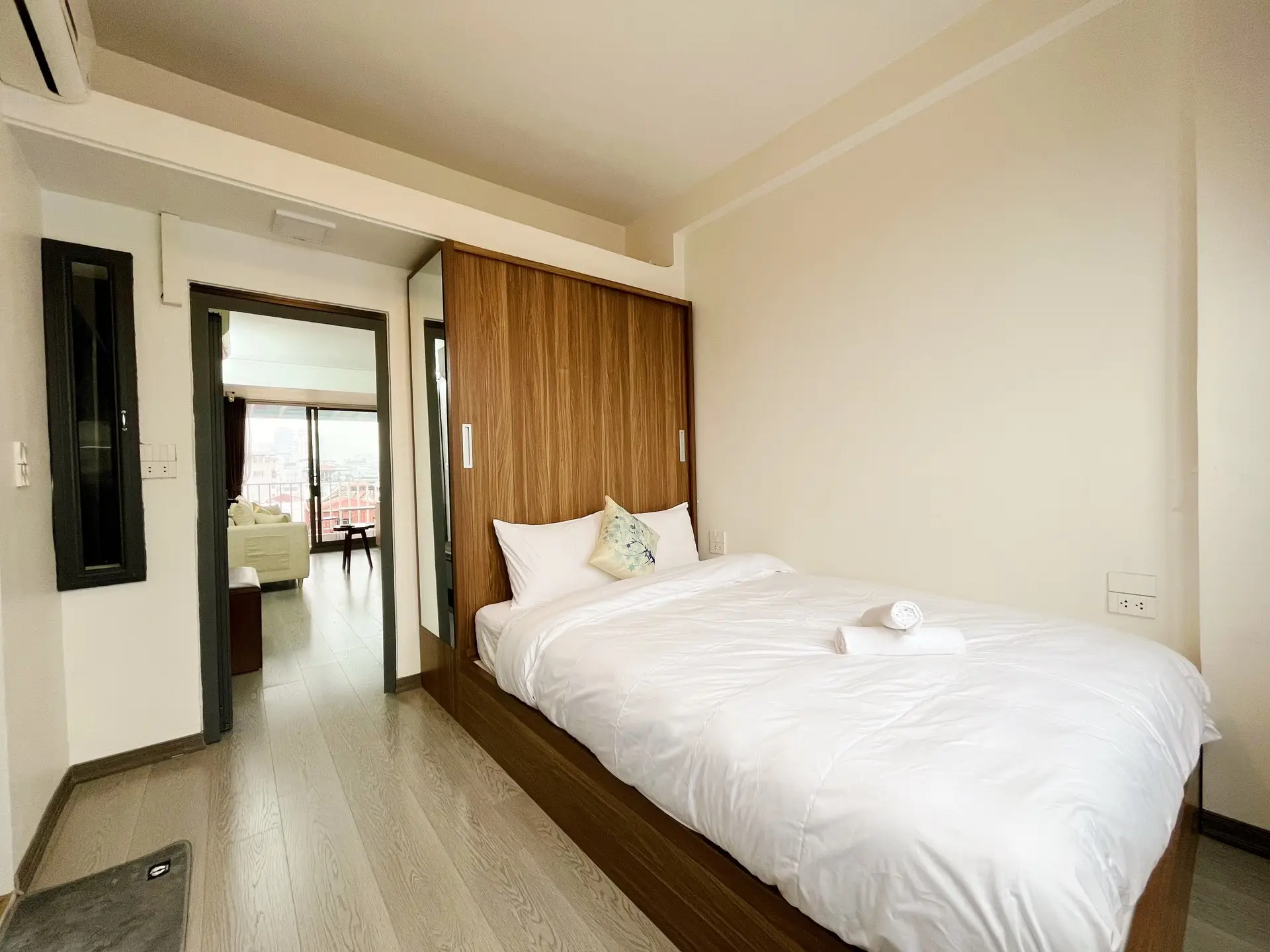TCS Vong Thi 1bed_bedroom