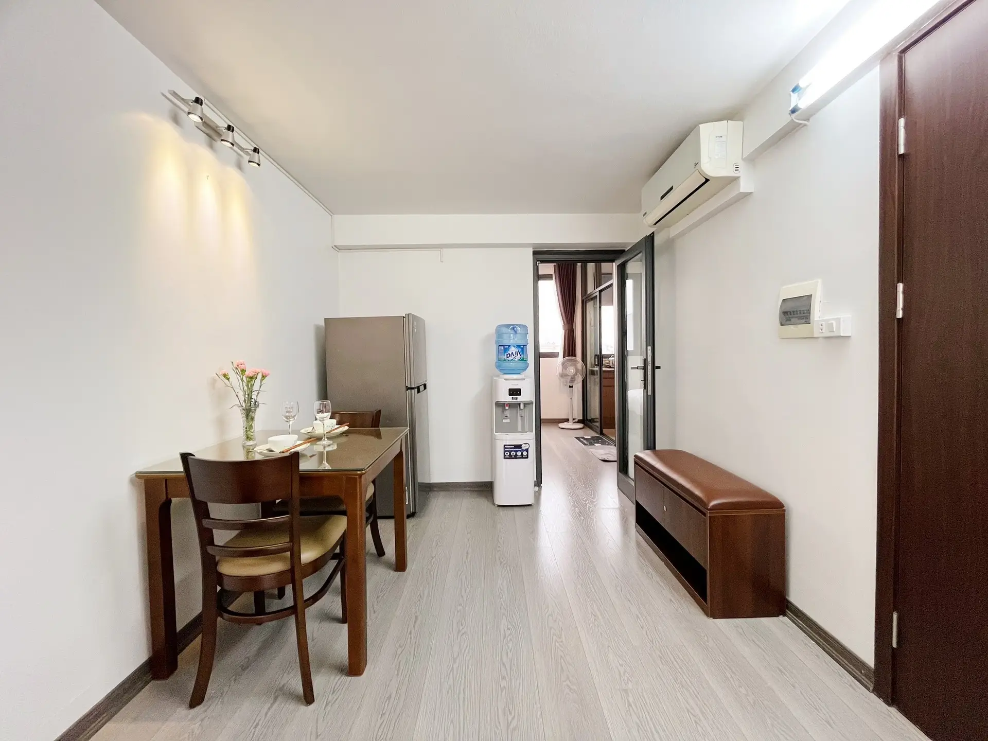 TCS Vong Thi 1bed_diningroom