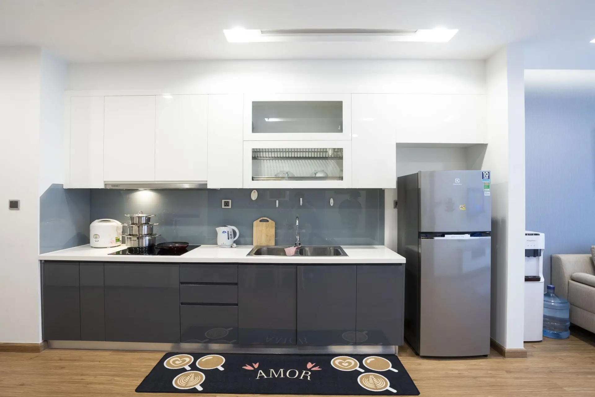 Vinhome Metropolis -1 Bed – Kitchen