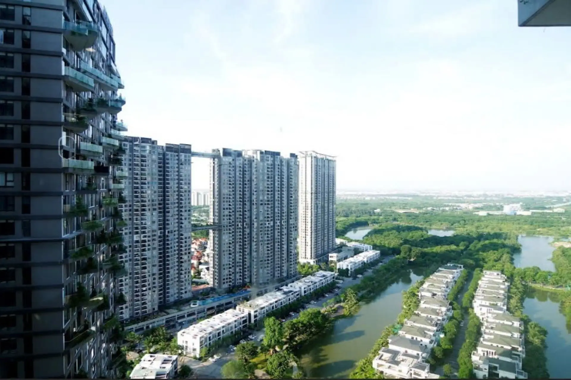 SOLFREST ECOPARK – SO1 31F- View 1