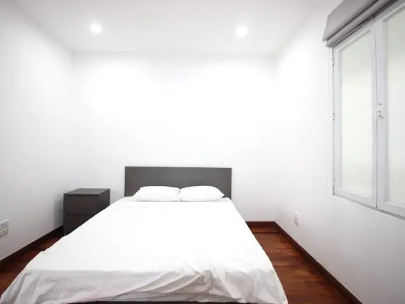Quang An Apartment｜3BED・湖畔の静かな環境