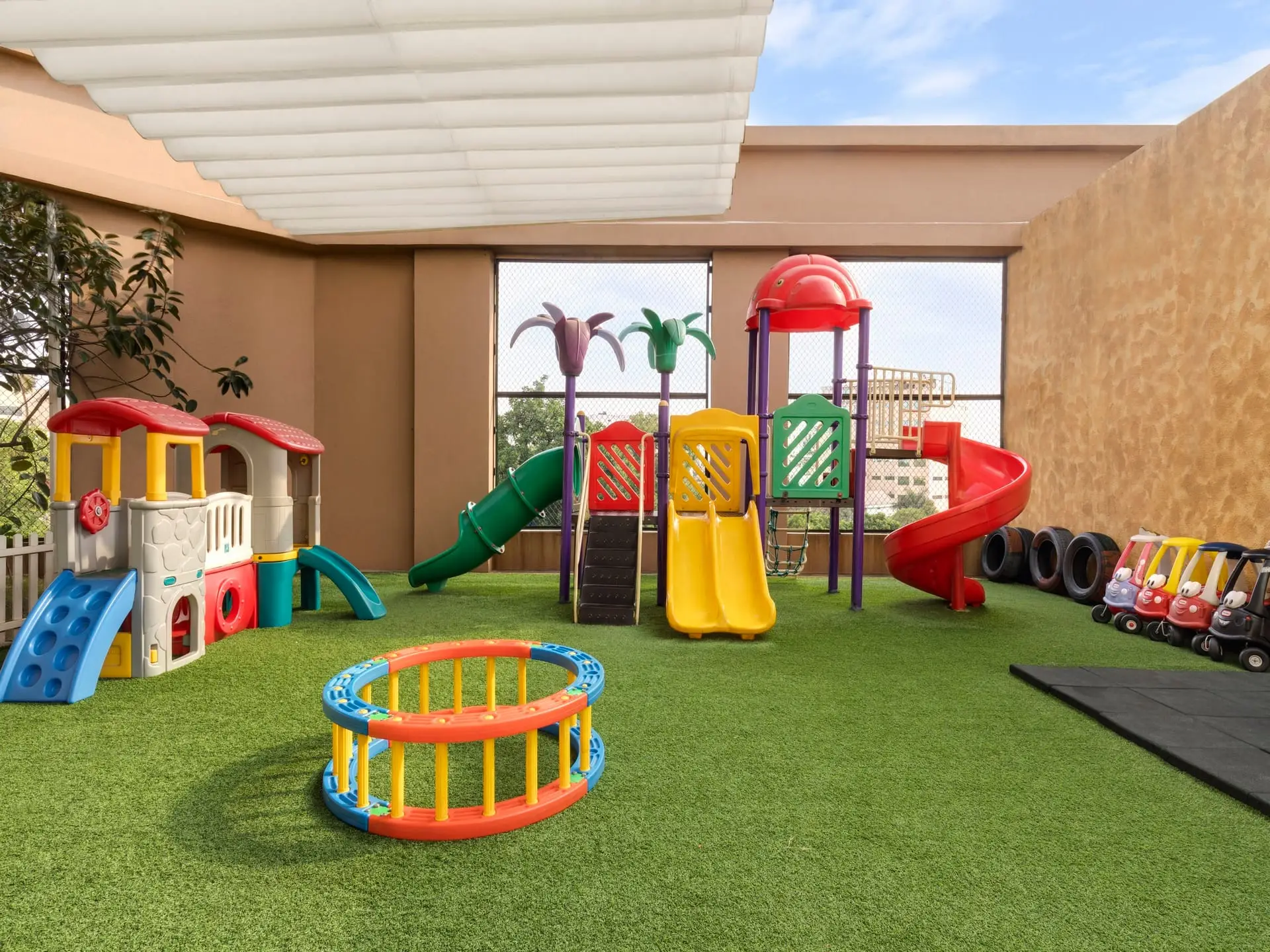 SGH – Play Ground Somerset Grand Hanoi子供用のプレイグラウンド