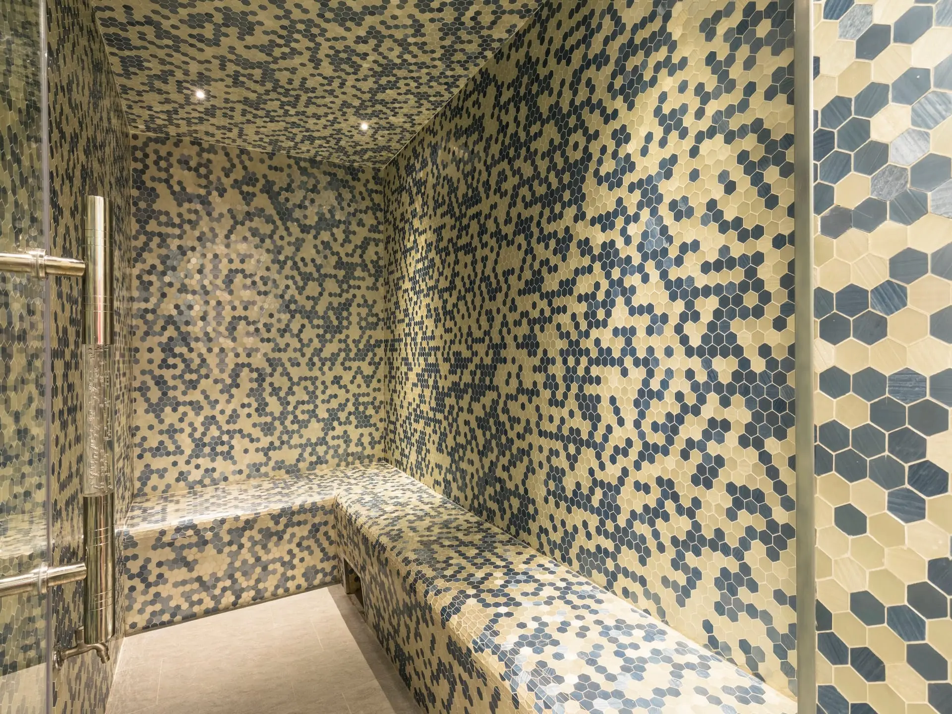 SGH – Steam Room Somerset Grand Hanoiのサウナルーム