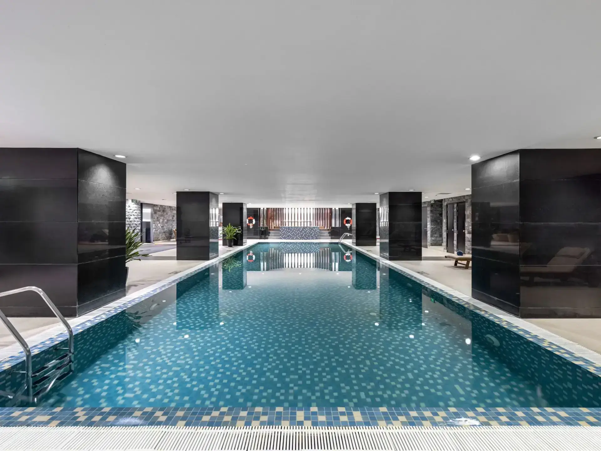 Somerset Hoa Binh pool