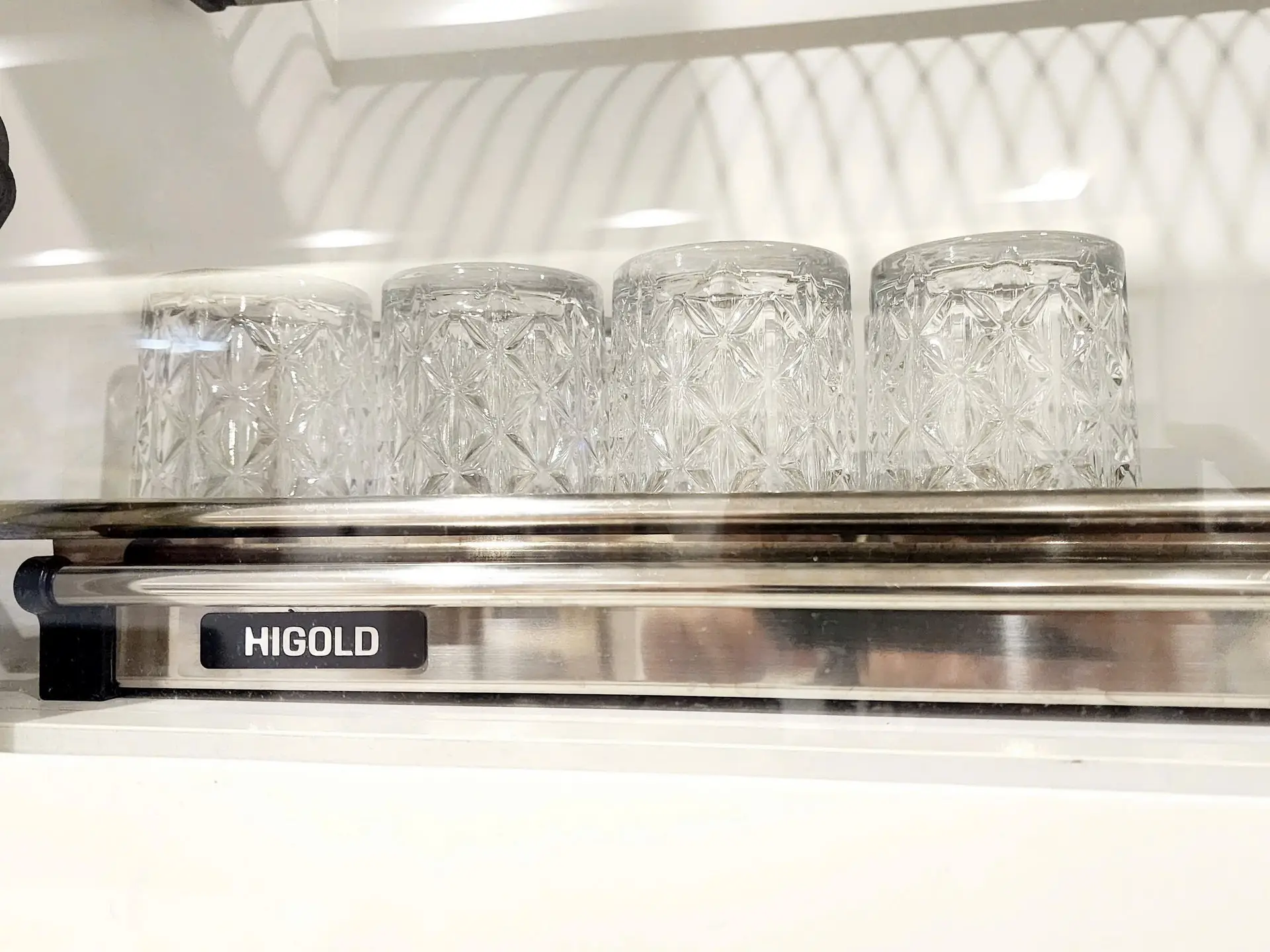 Vinhome Metropolis_4bed_M2 12b11_食器 (2) Vinhome Metropolis4bedM2 12b11 食卓グラス