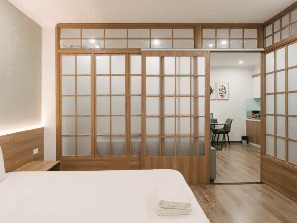 Lux apartment｜清潔感のあるデザイン