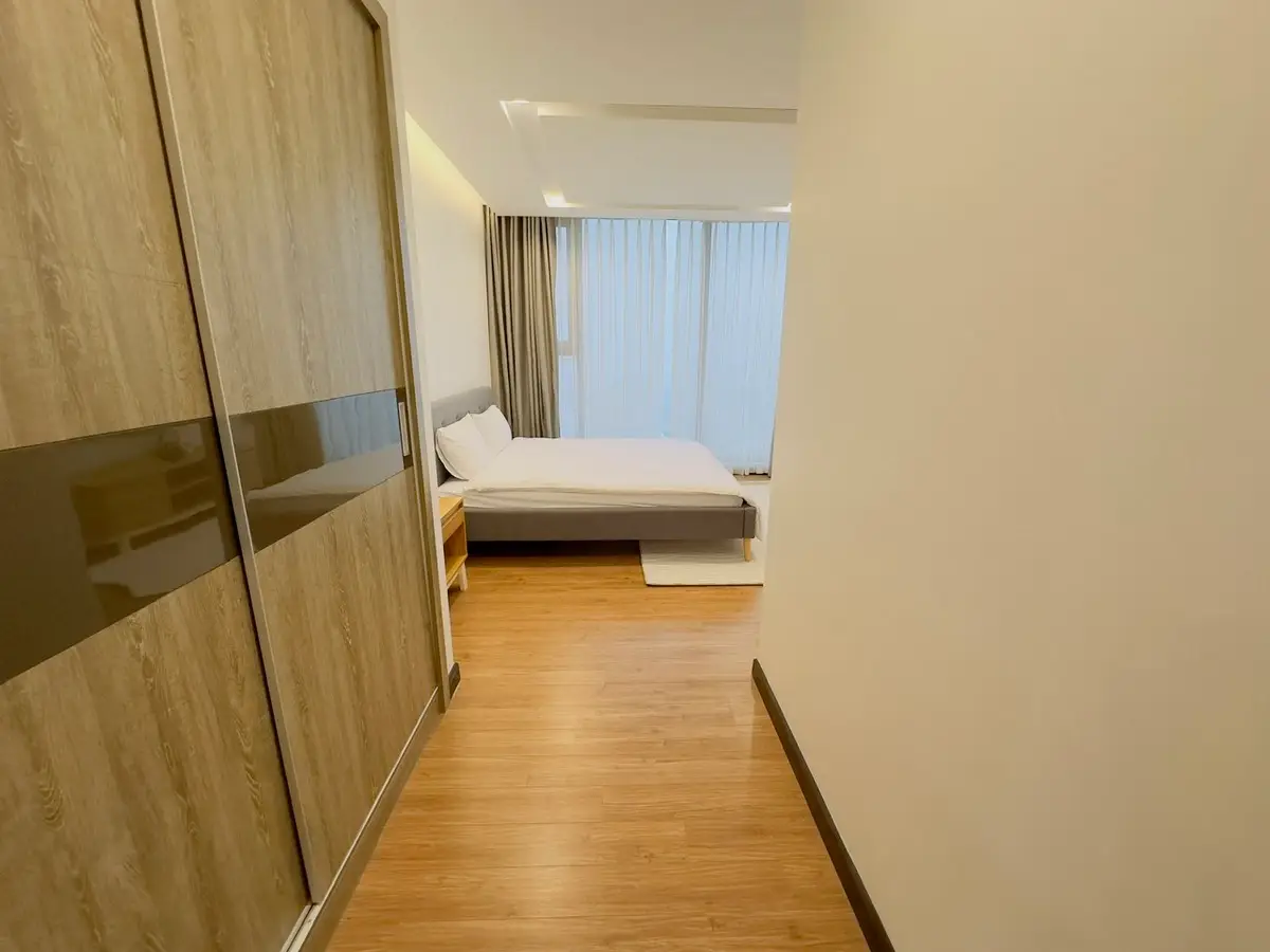 bedroom4