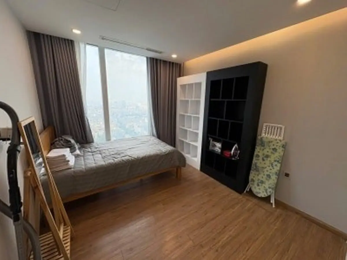 bedroom5