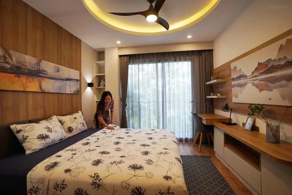 MAY HOUSE Serviced Apartment bedroom