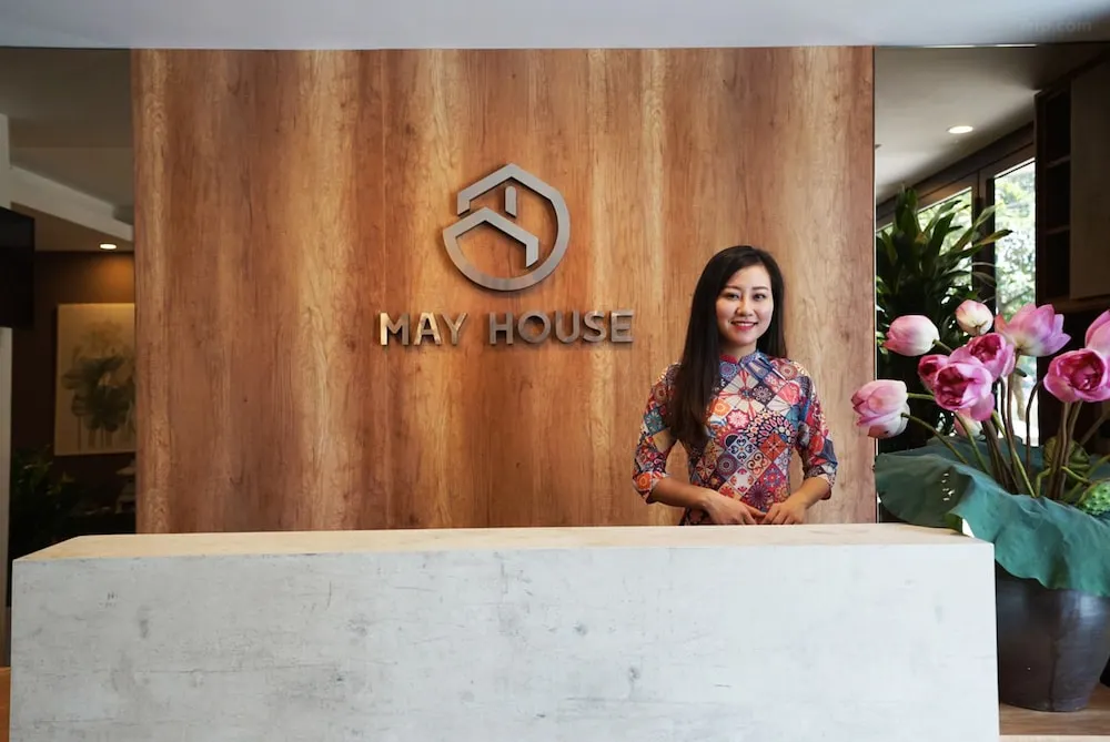 MAY HOUSE Serviced Apartment reception