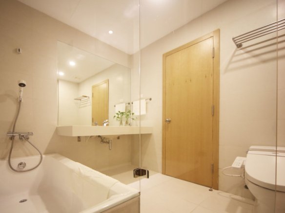 SWEETHOME 5 Serviced Apartment
