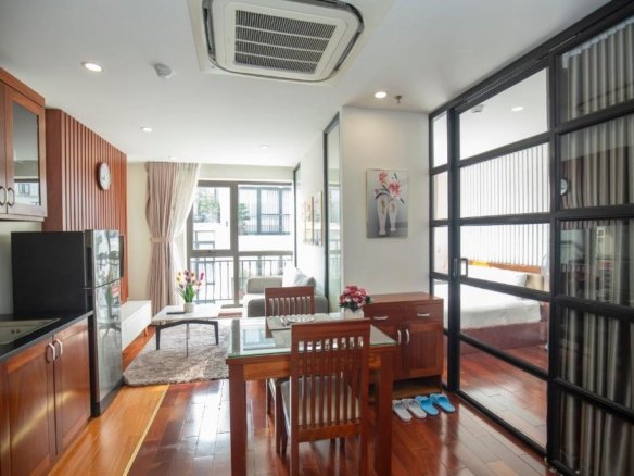 SUMITOMO 10 Apartment