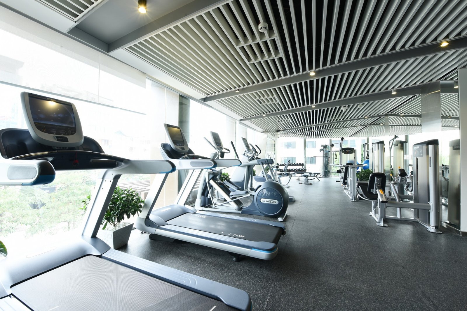 novotel-suites-hanoi-fitness-center