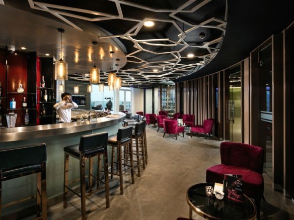 Novotel Suites Hanoi Rooftop Bar